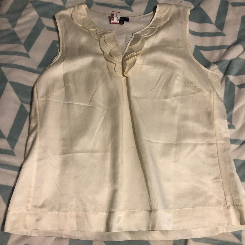 White Silk Talbots Tank top with scallop detail around the neck